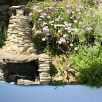 Casita En Roses Con Vistas Impresionantes Del Mar Y La Montana